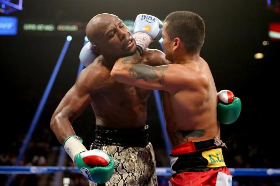 Floyd-Mayweather and Marcos Maidana