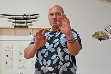 Hands Up – Open Palms